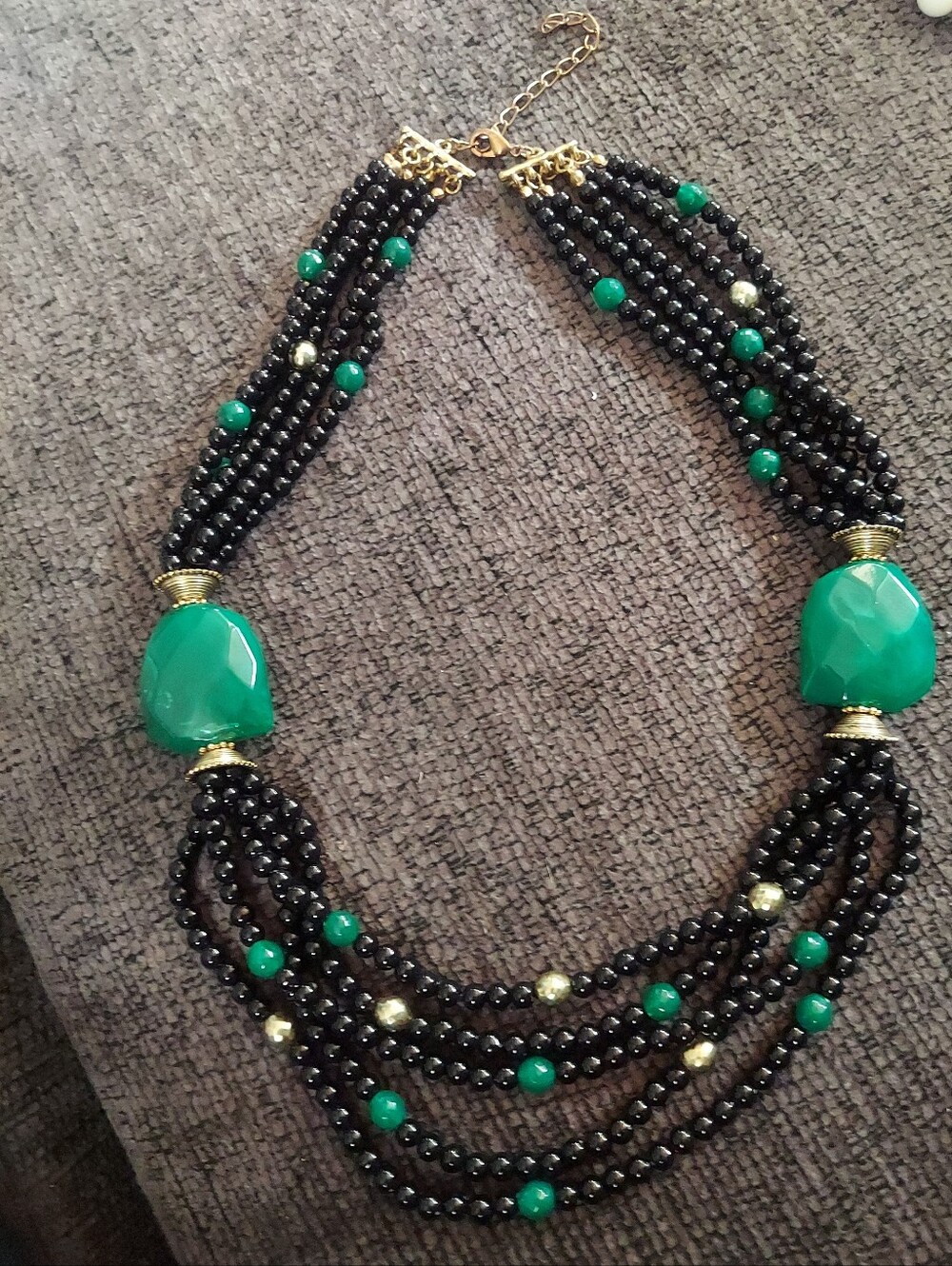 N182 Bohemian Green and Black Multi-Strand Beaded Necklace - Picture 3 of 6